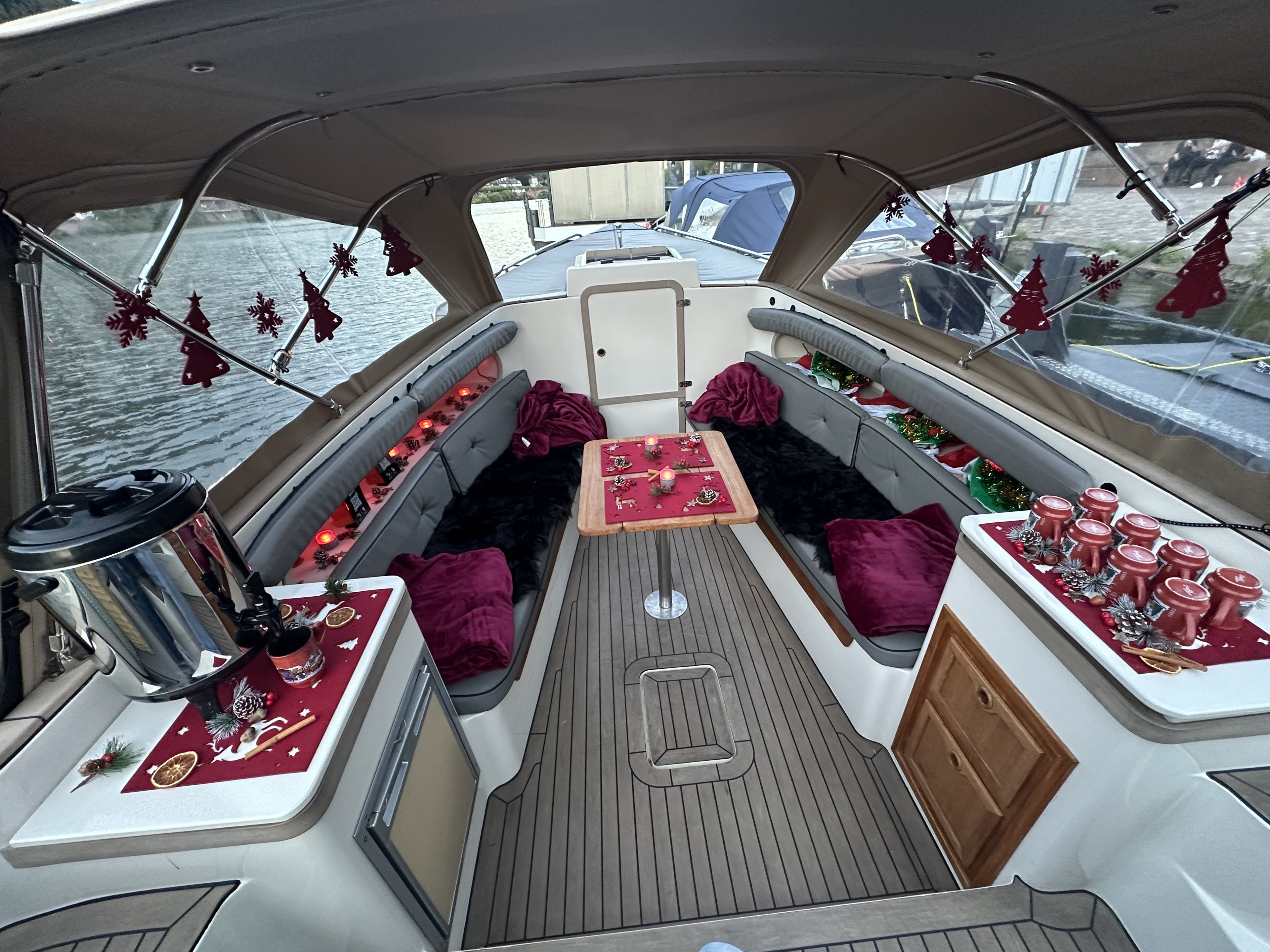 Glühweinfahrt Heidelberg – Romantische Festliche Schifffahrt im Winter